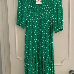 Zara green polka dot dress XS. NWT